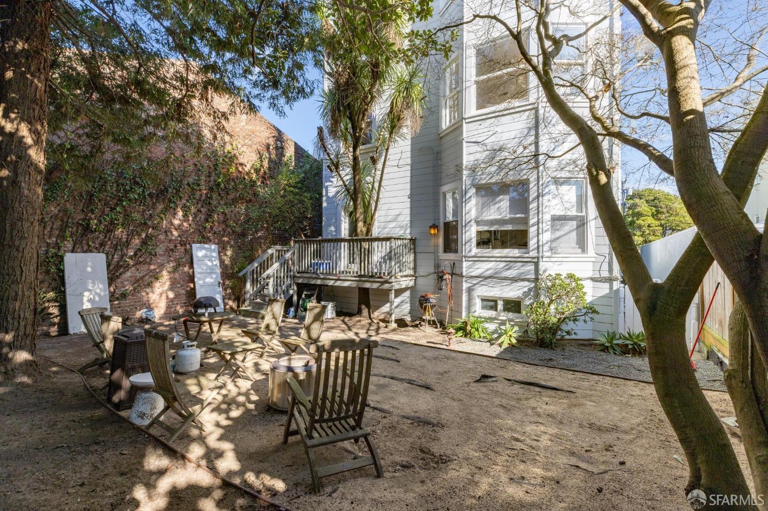 1737 Pierce Street