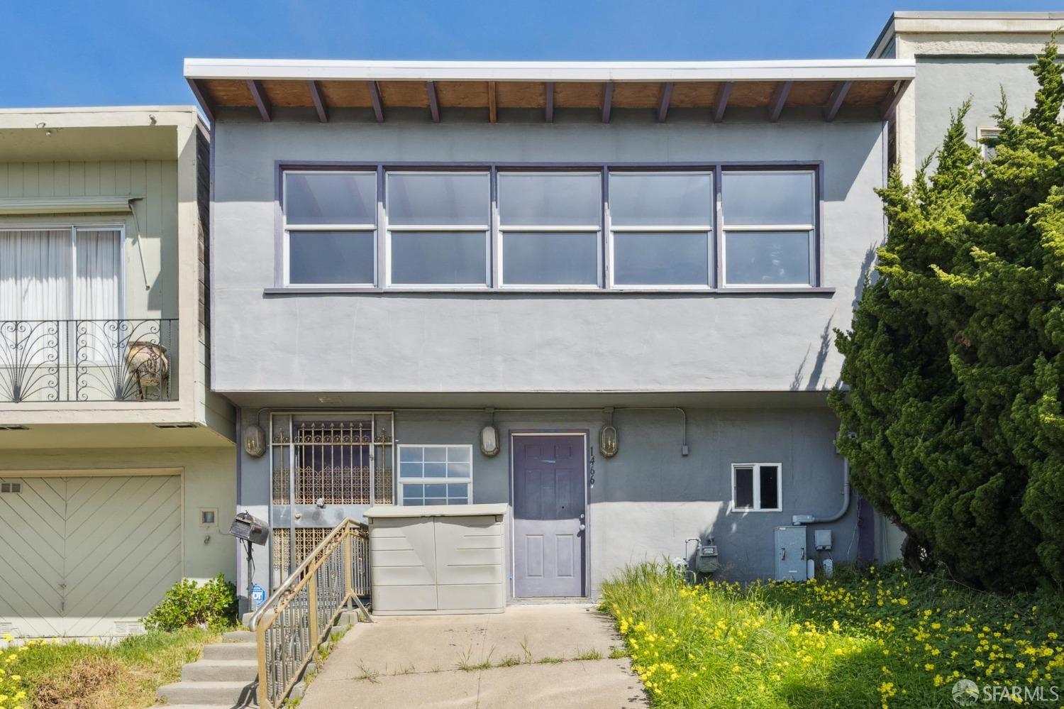 1466 Oakdale Avenue