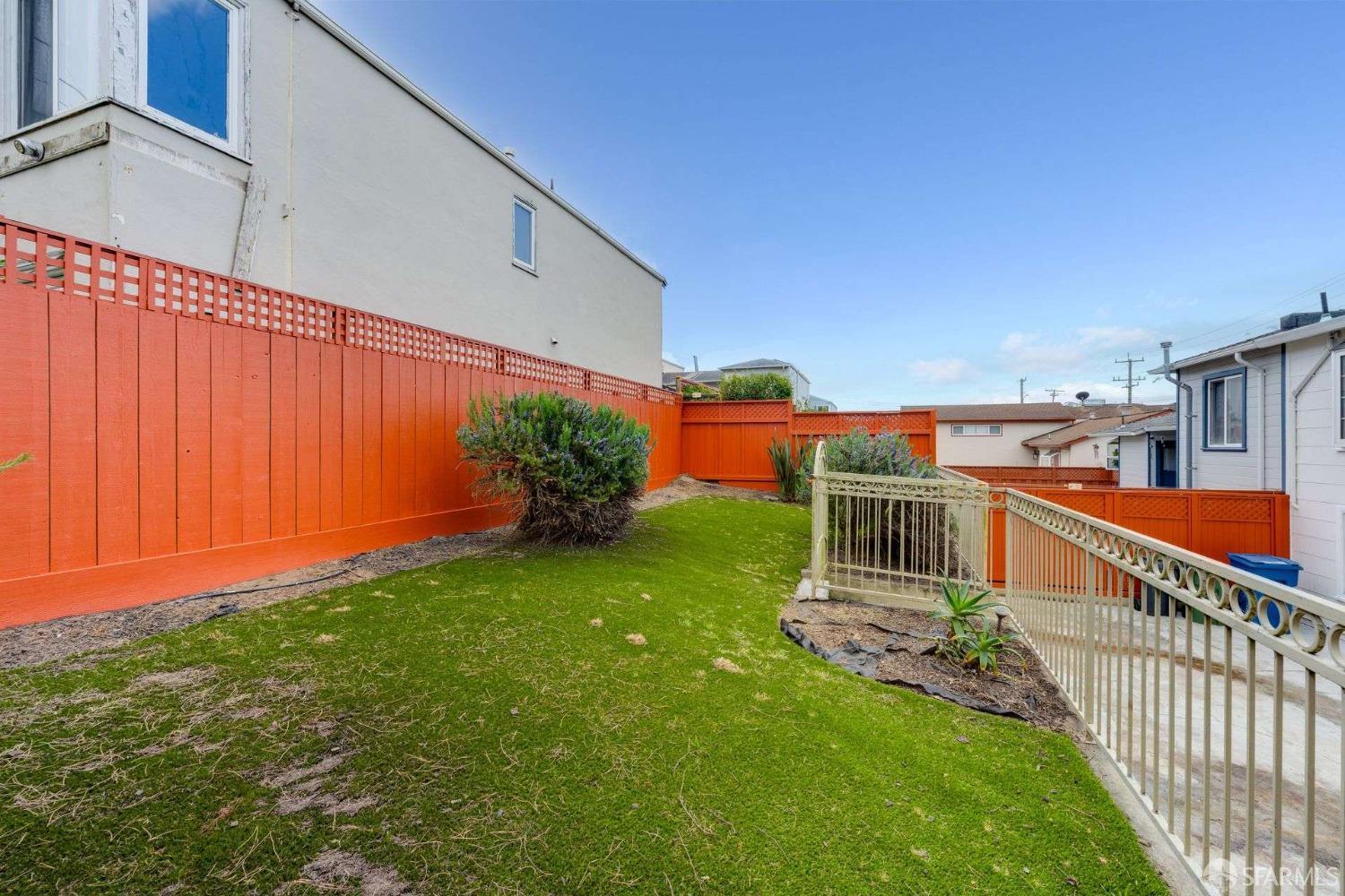 141 Hillside Boulevard