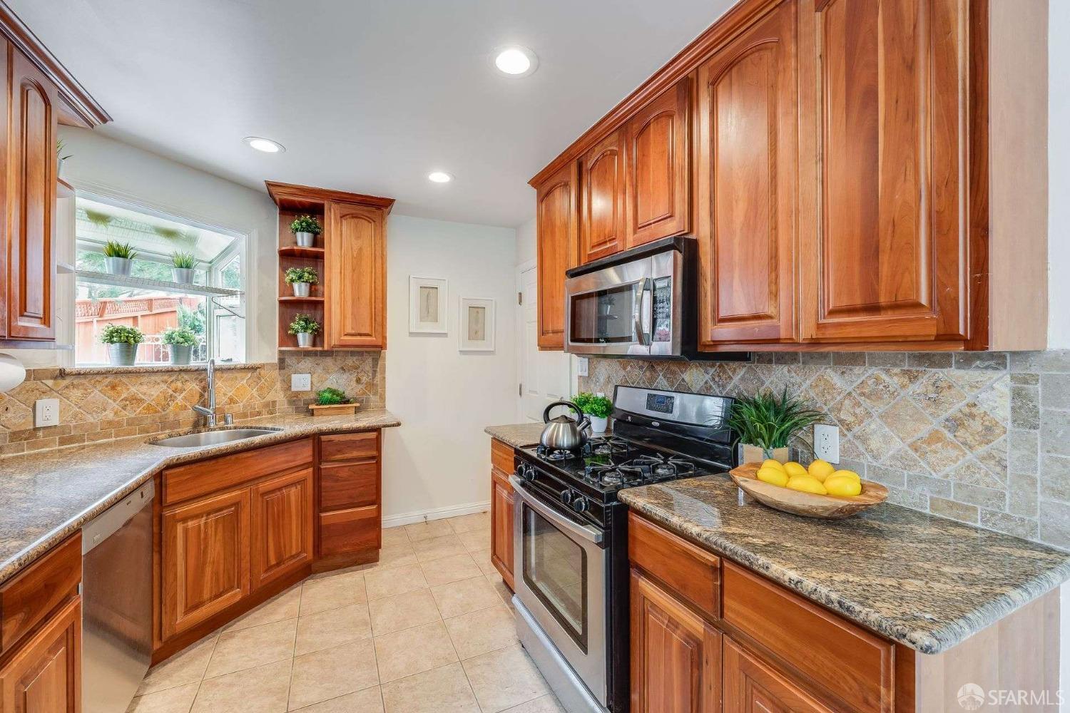 141 Hillside Boulevard