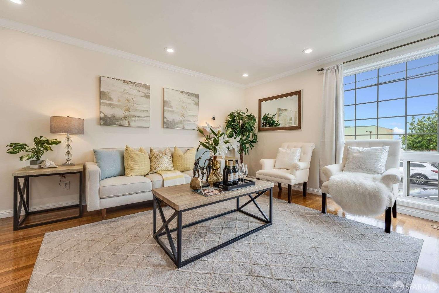 141 Hillside Boulevard