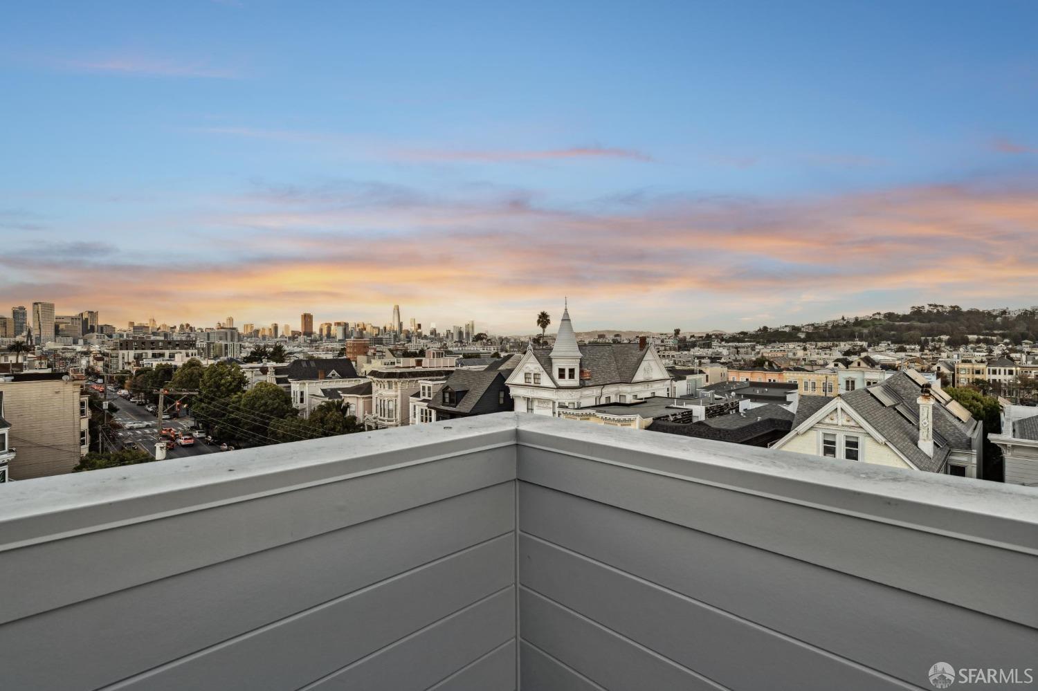 986 South Van Ness Avenue # 402