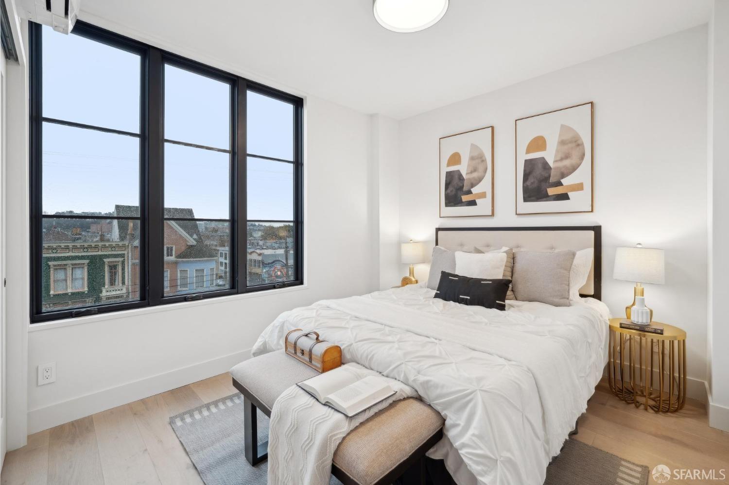 986 South Van Ness Avenue # 402