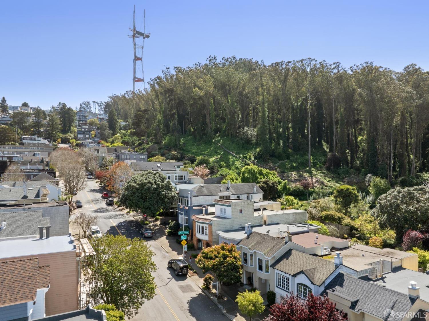 1209 Stanyan Street