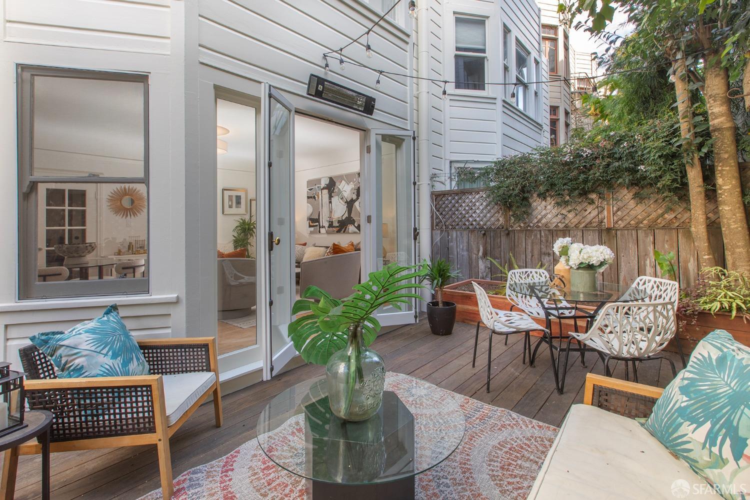 1209 Oak Street # 2