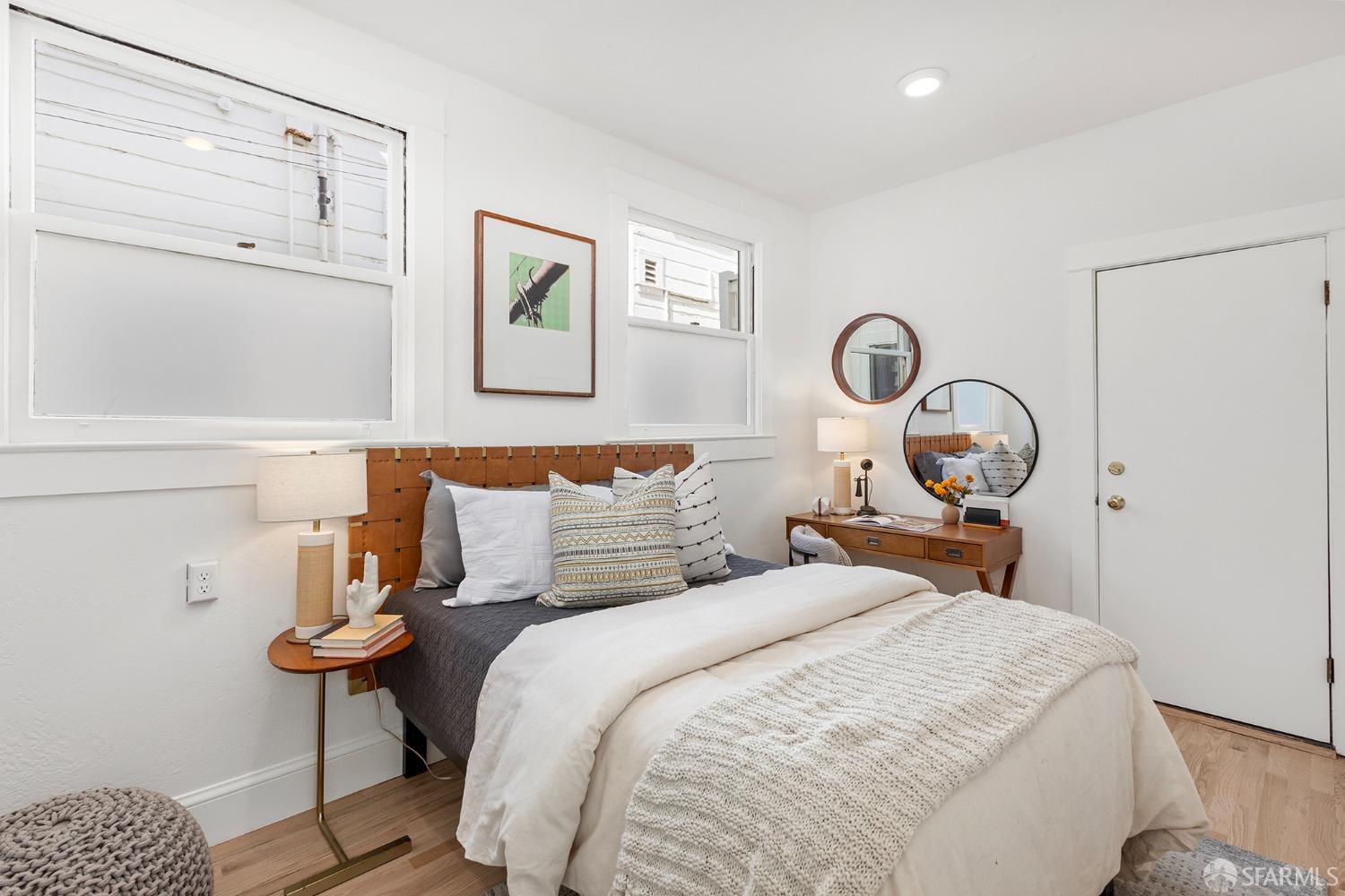 1209 Oak Street # 2
