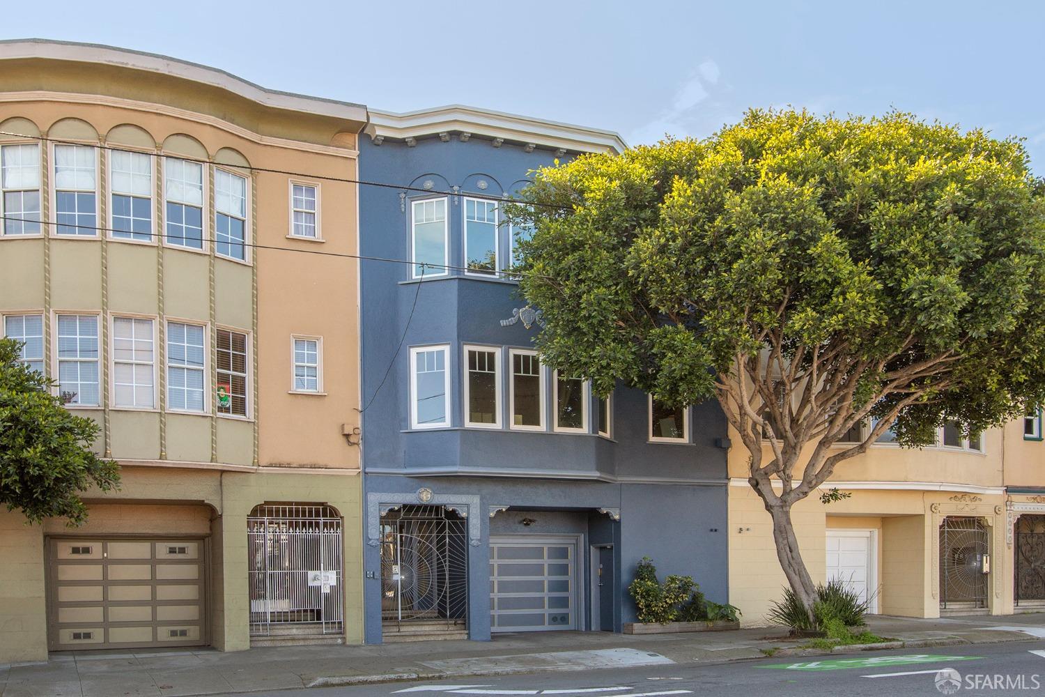 1209 Oak Street # 2