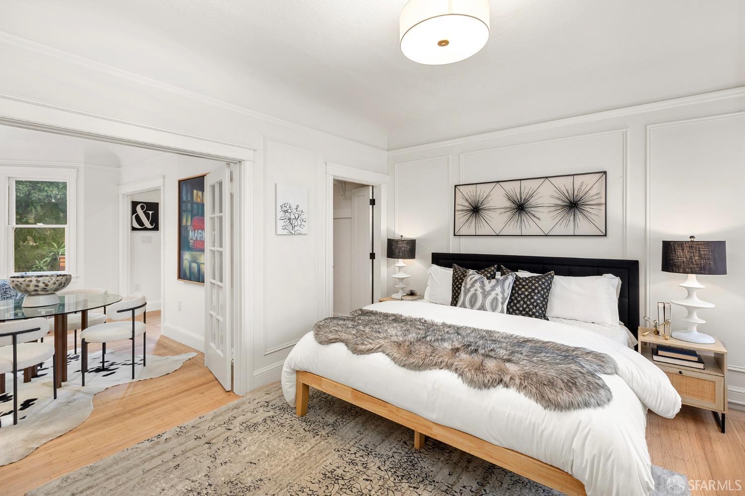1209 Oak Street # 2