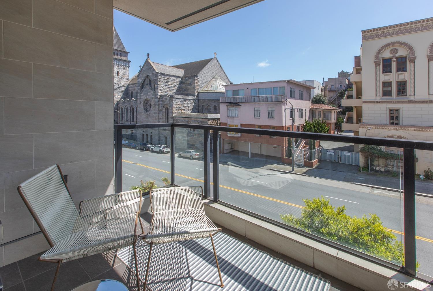 1650 Broadway Street # 304