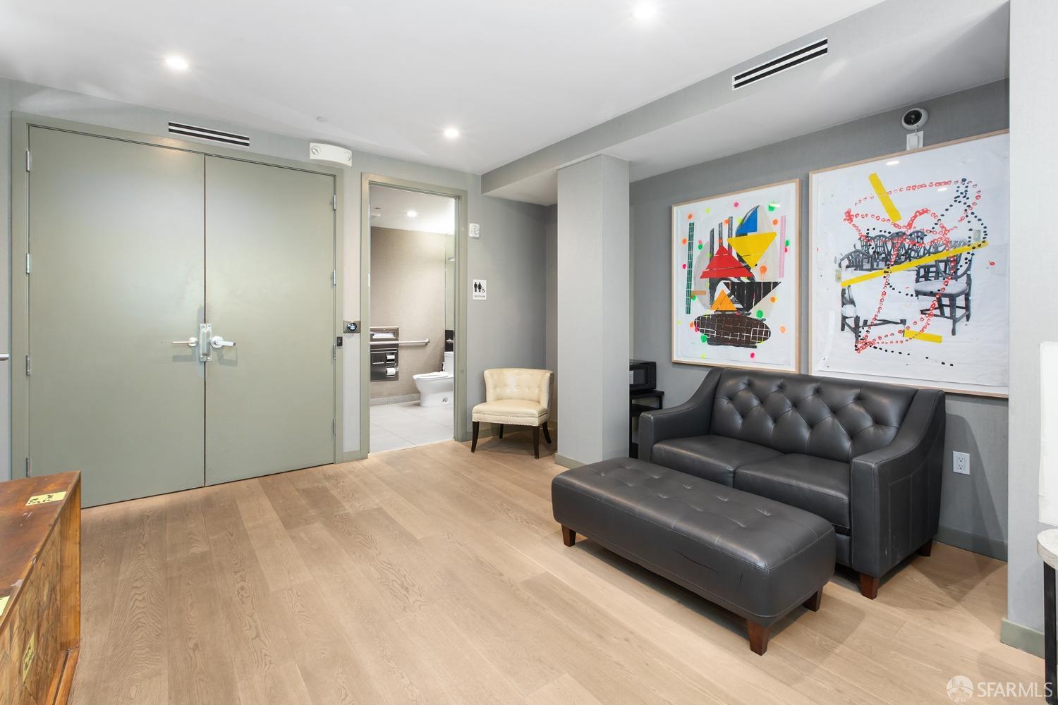 1650 Broadway Street # 304