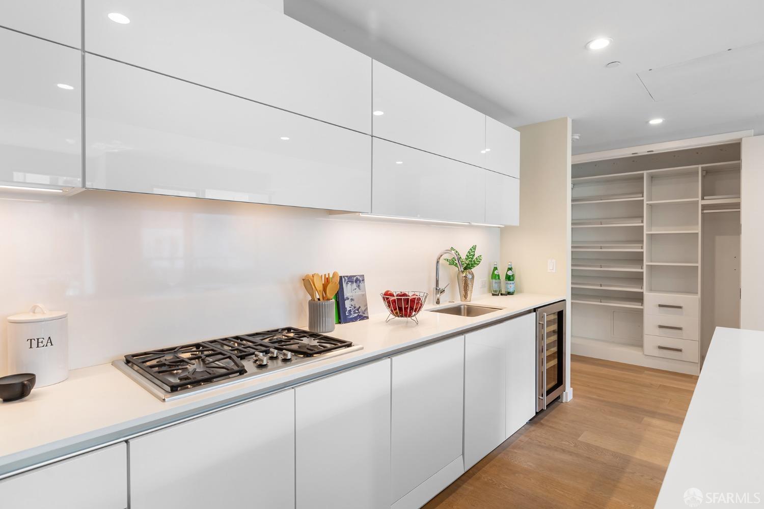 1650 Broadway Street # 304
