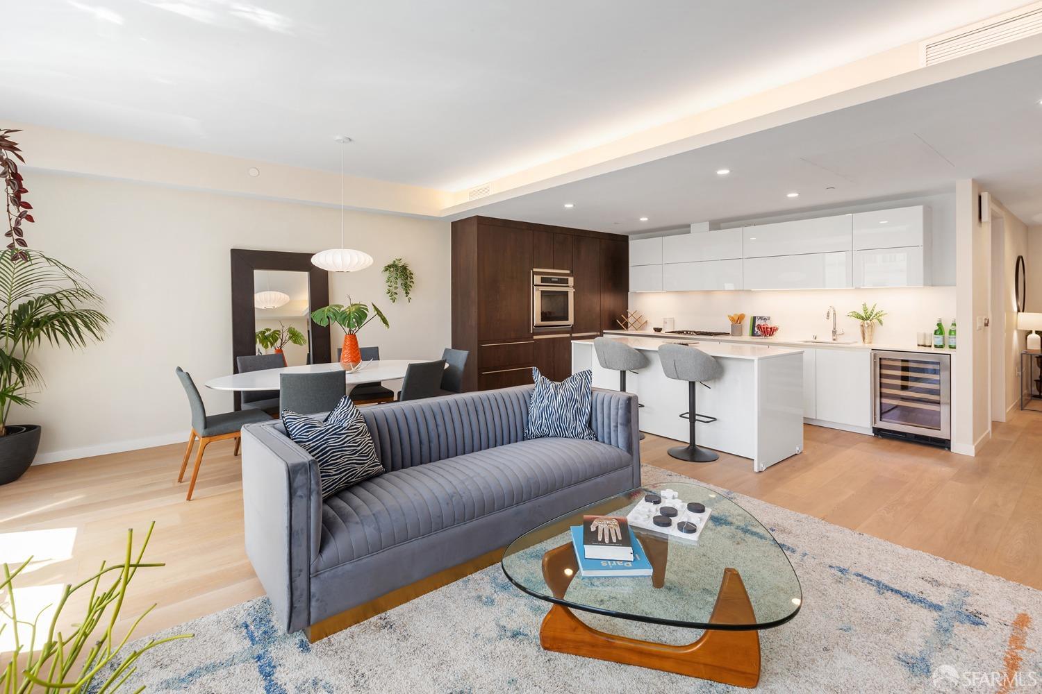 1650 Broadway Street # 304