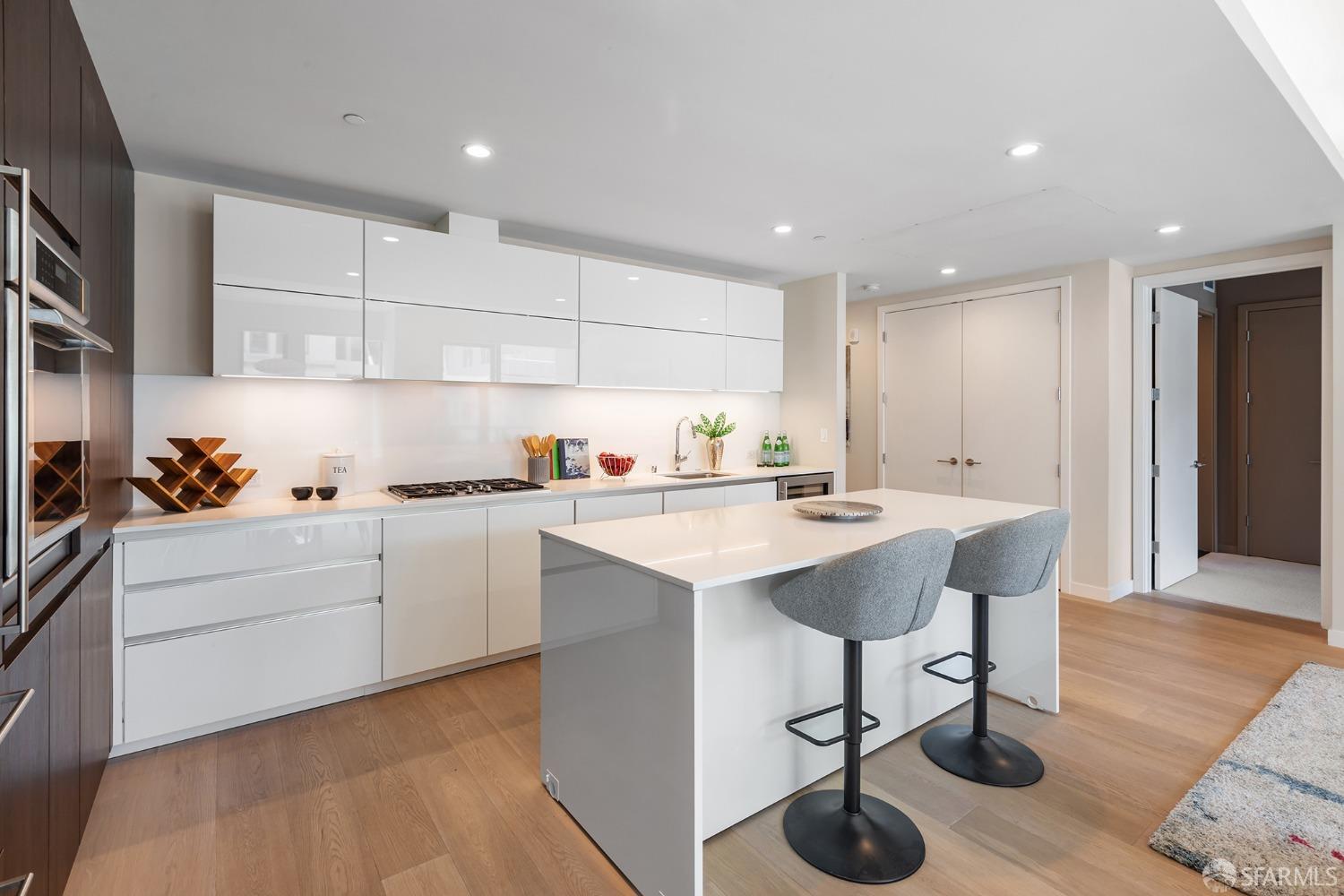1650 Broadway Street # 304