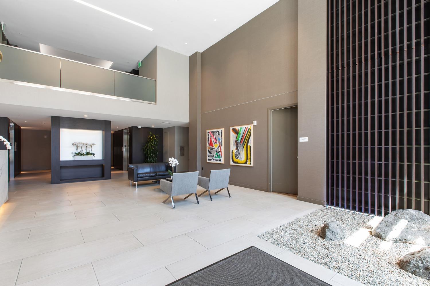 1650 Broadway Street # 304