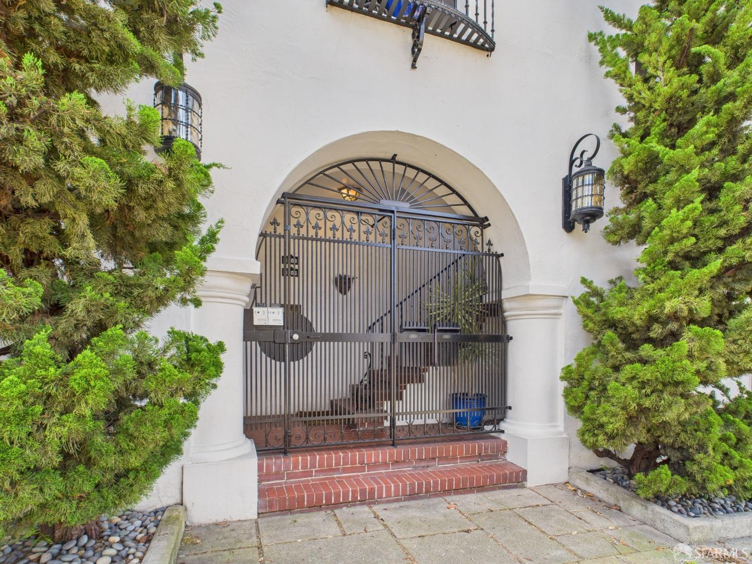 1708 Dolores Street