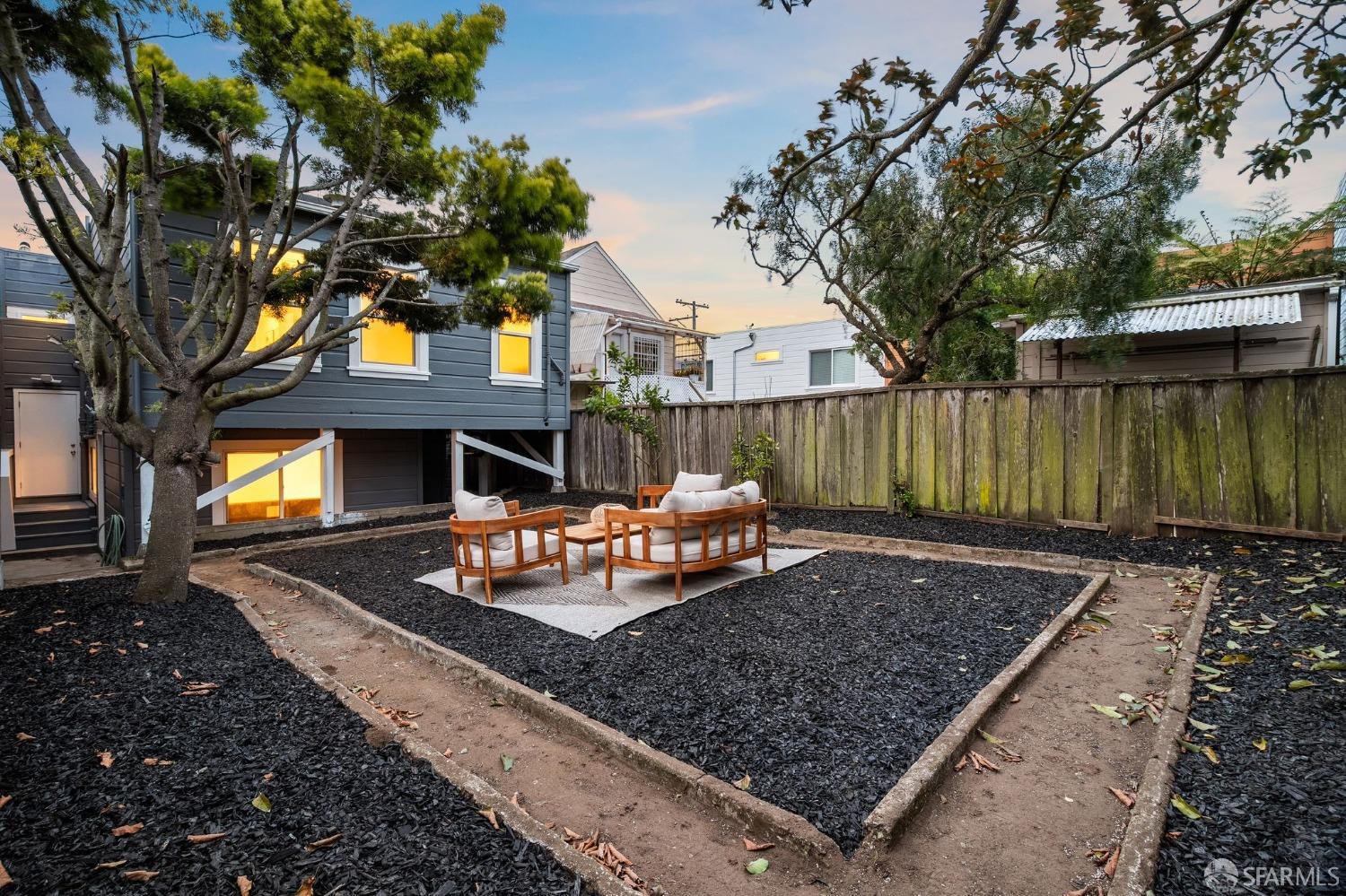 219 De Montfort Avenue