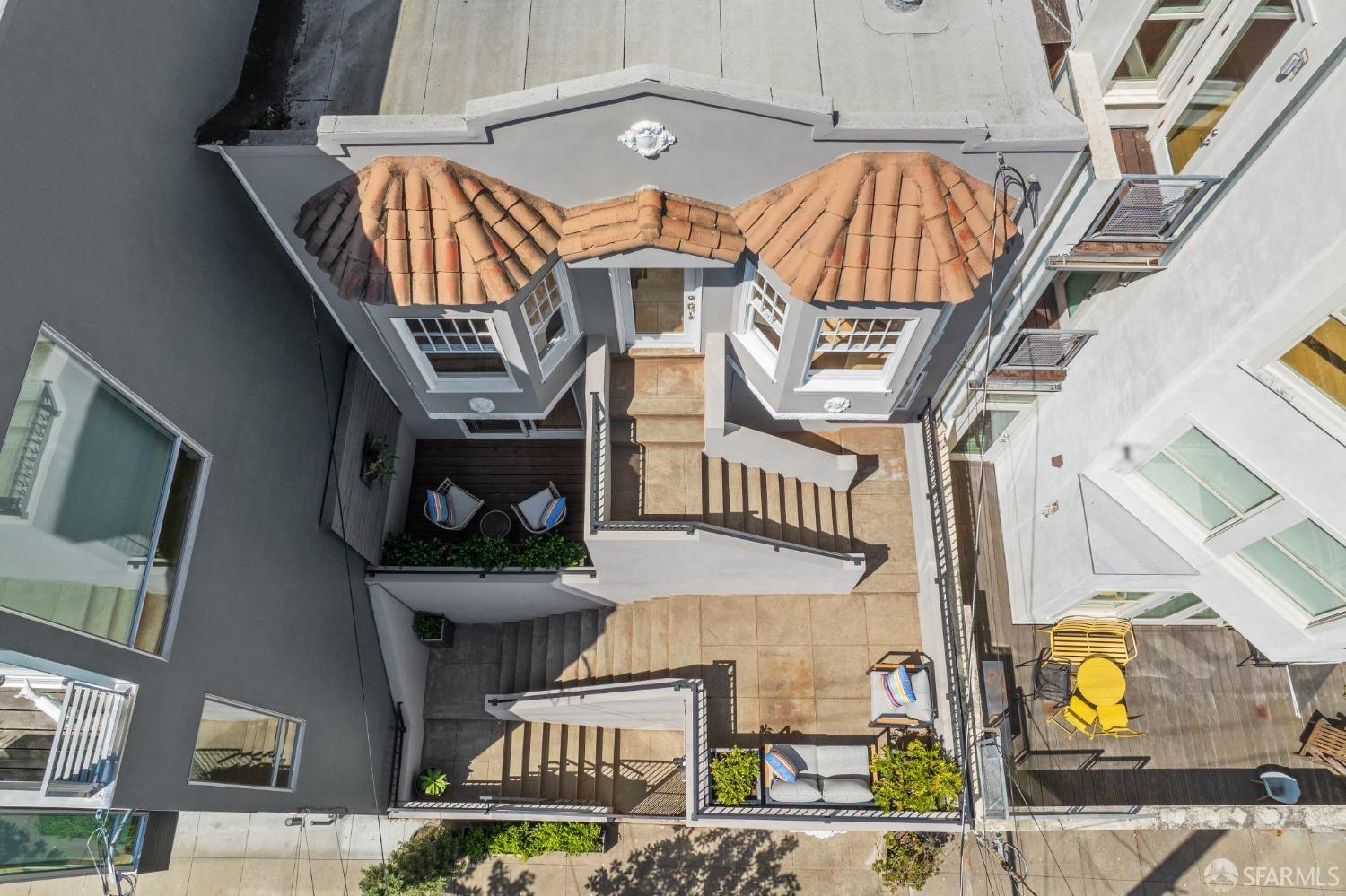 690 Arkansas Street