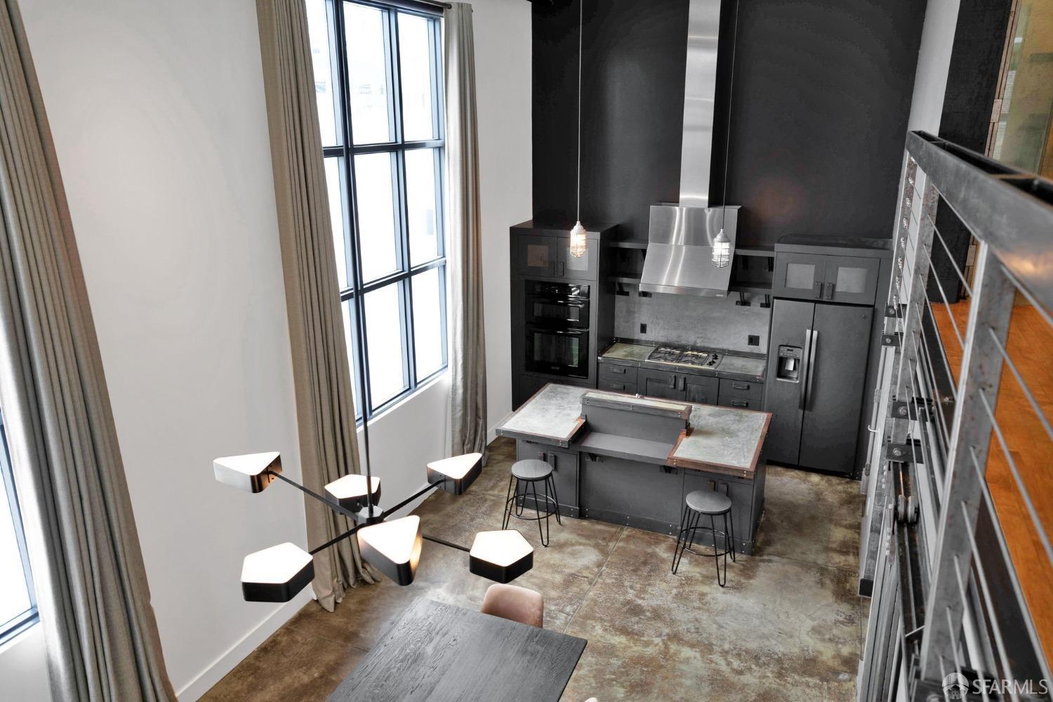 1 Clarence Place # 18