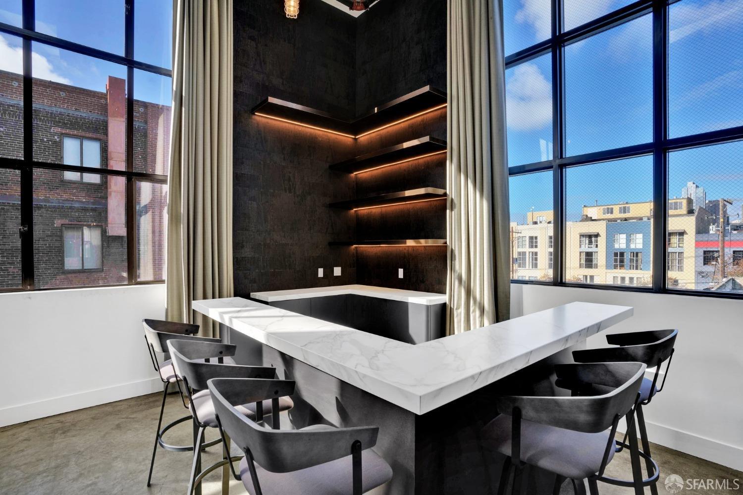 1 Clarence Place # 18