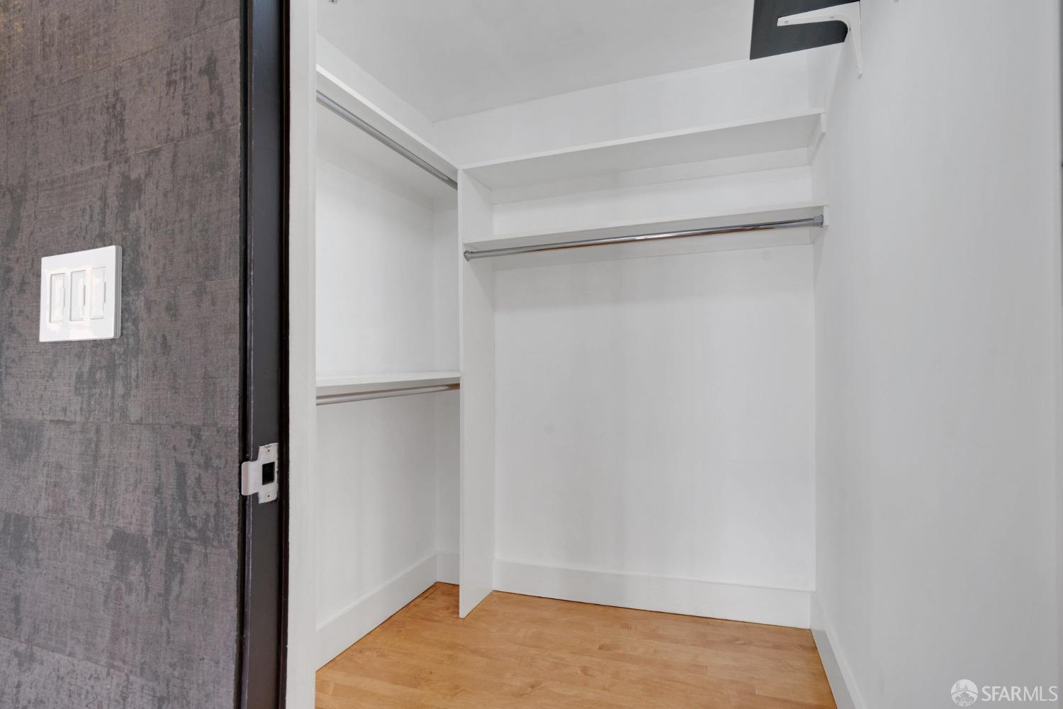 1 Clarence Place # 18