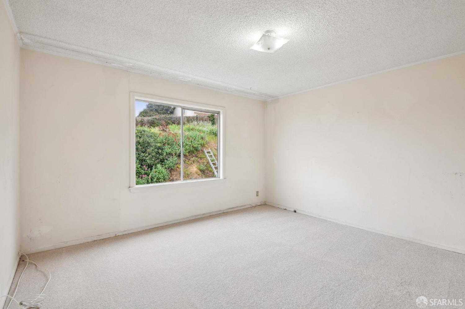 209 Bridgeview Drive