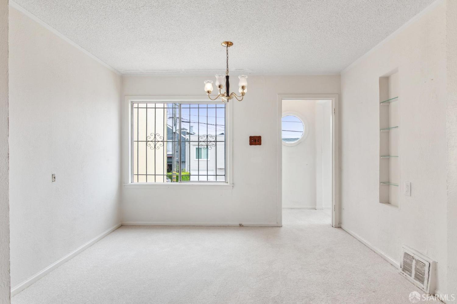209 Bridgeview Drive