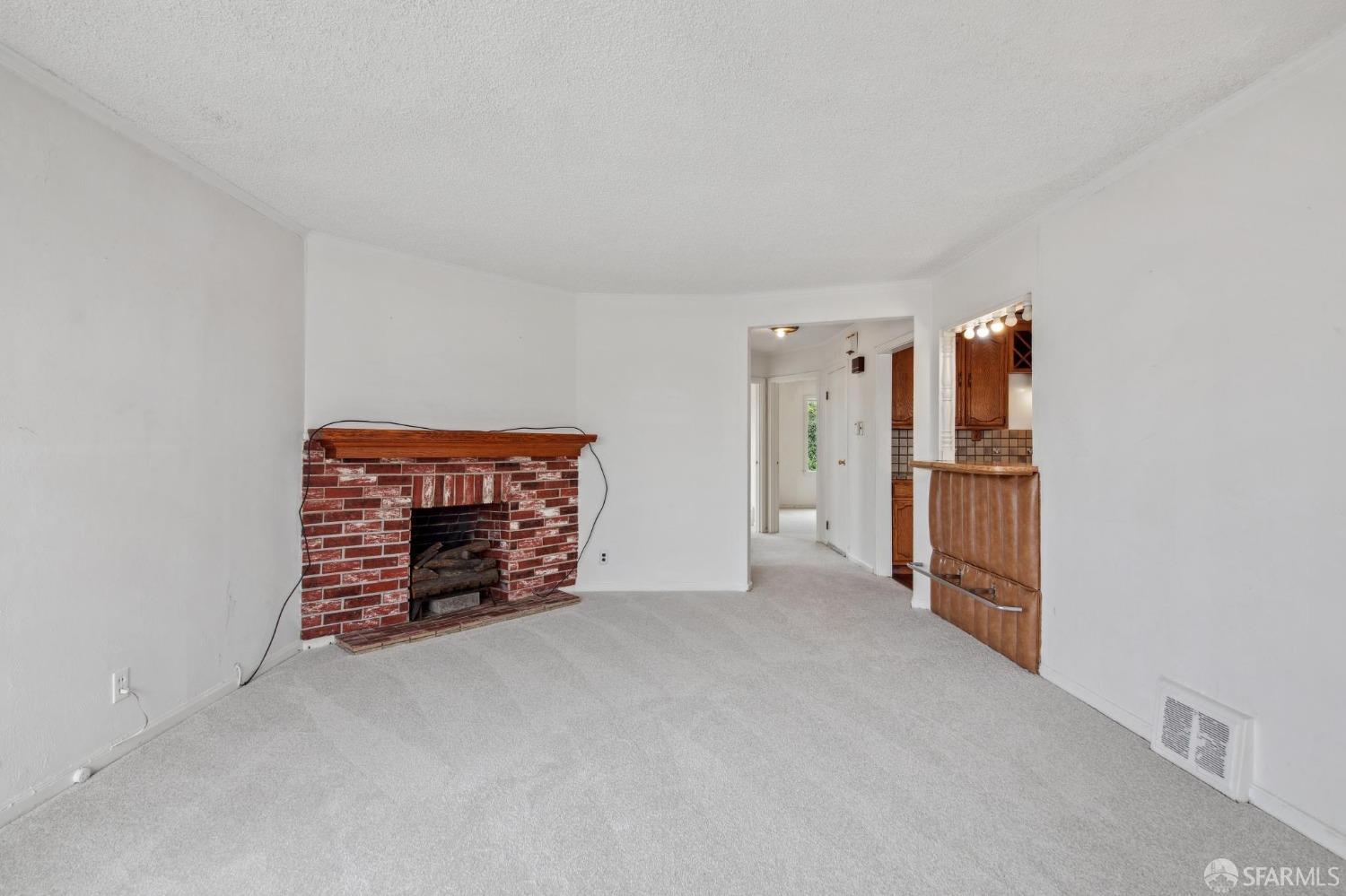 209 Bridgeview Drive