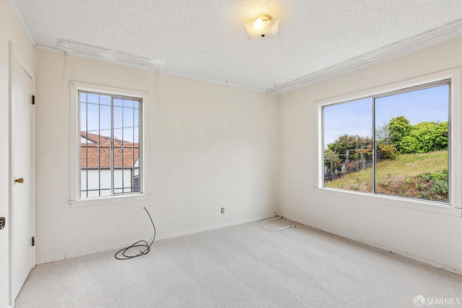 209 Bridgeview Drive