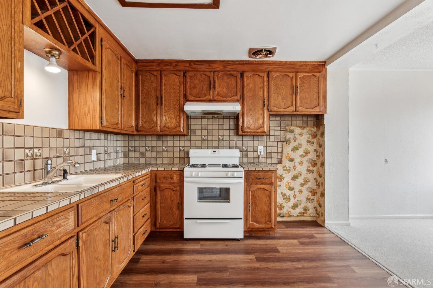 209 Bridgeview Drive