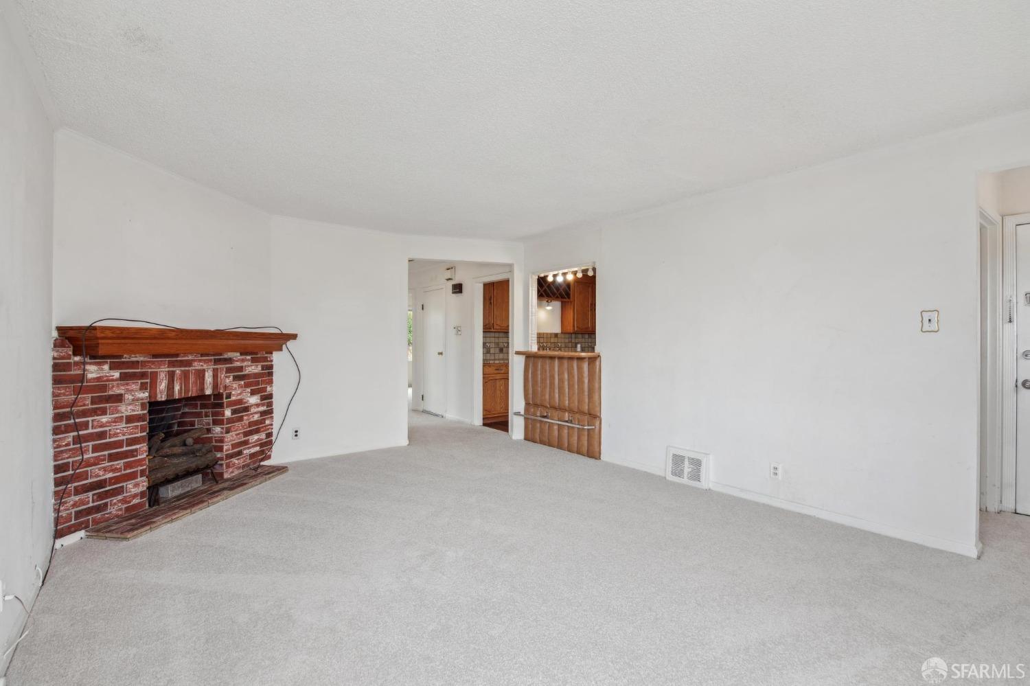 209 Bridgeview Drive