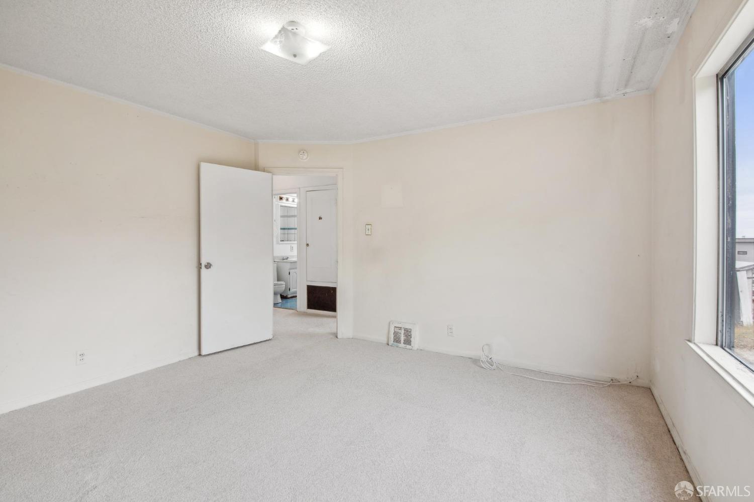 209 Bridgeview Drive