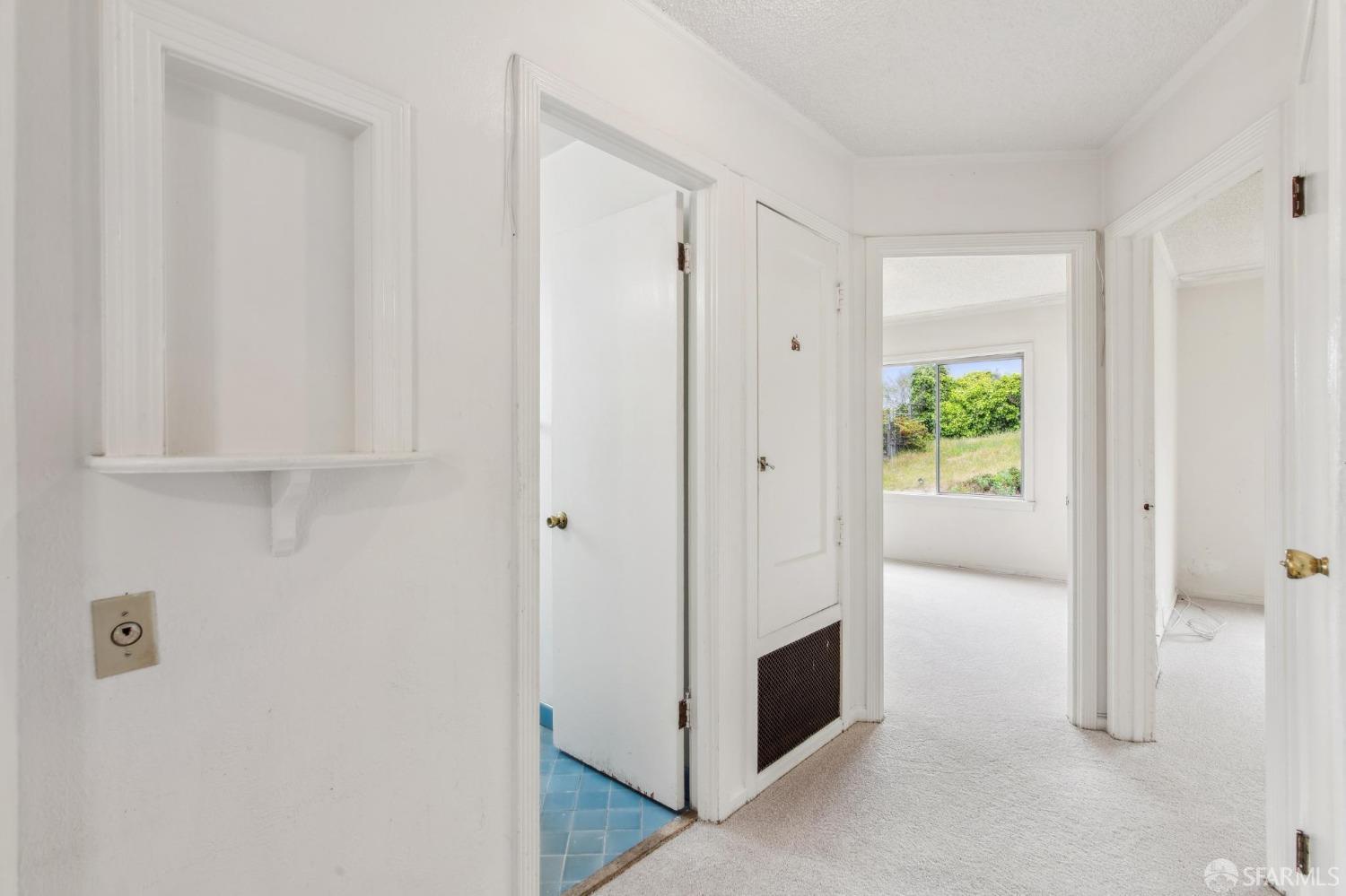 209 Bridgeview Drive