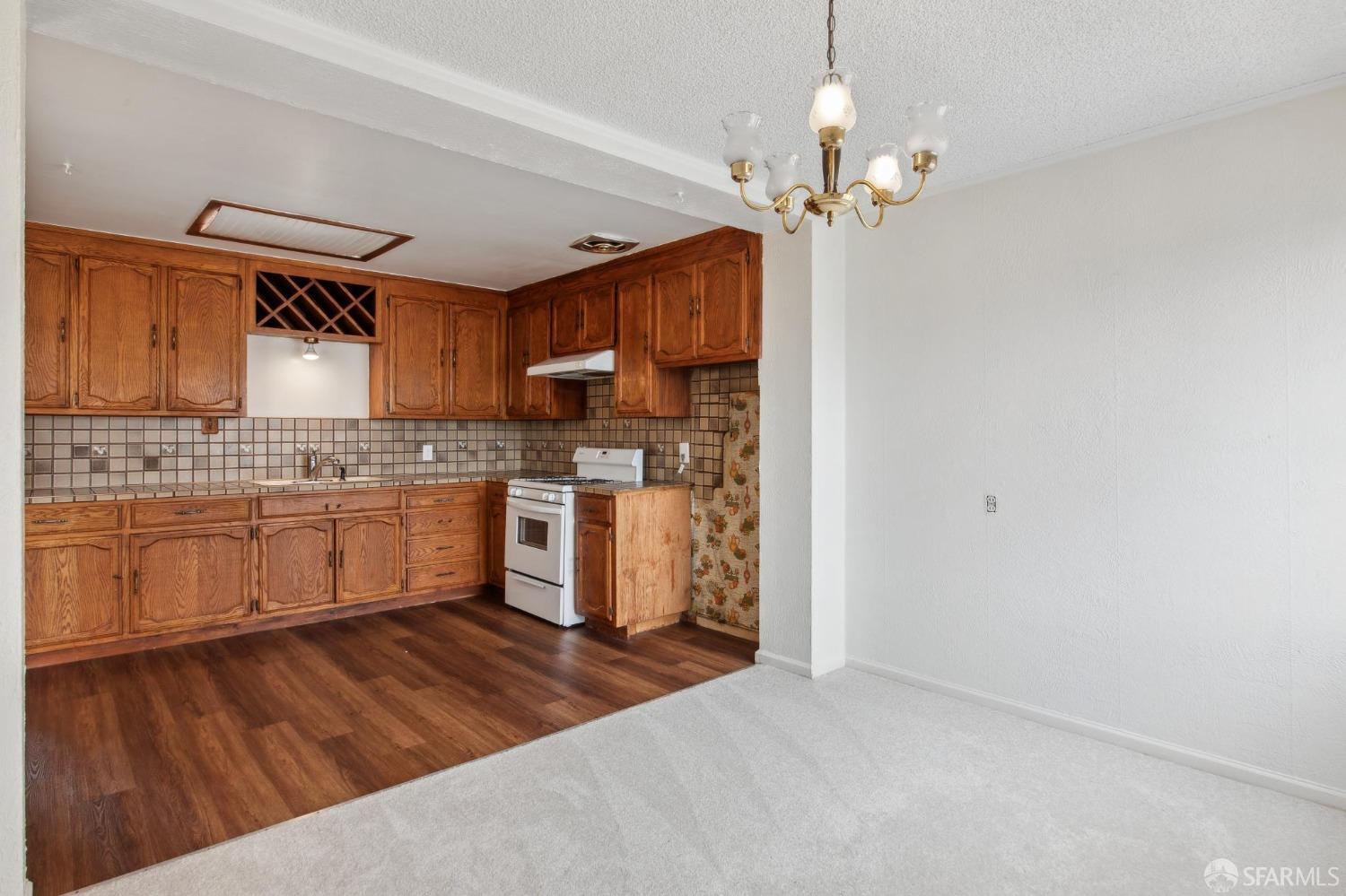 209 Bridgeview Drive