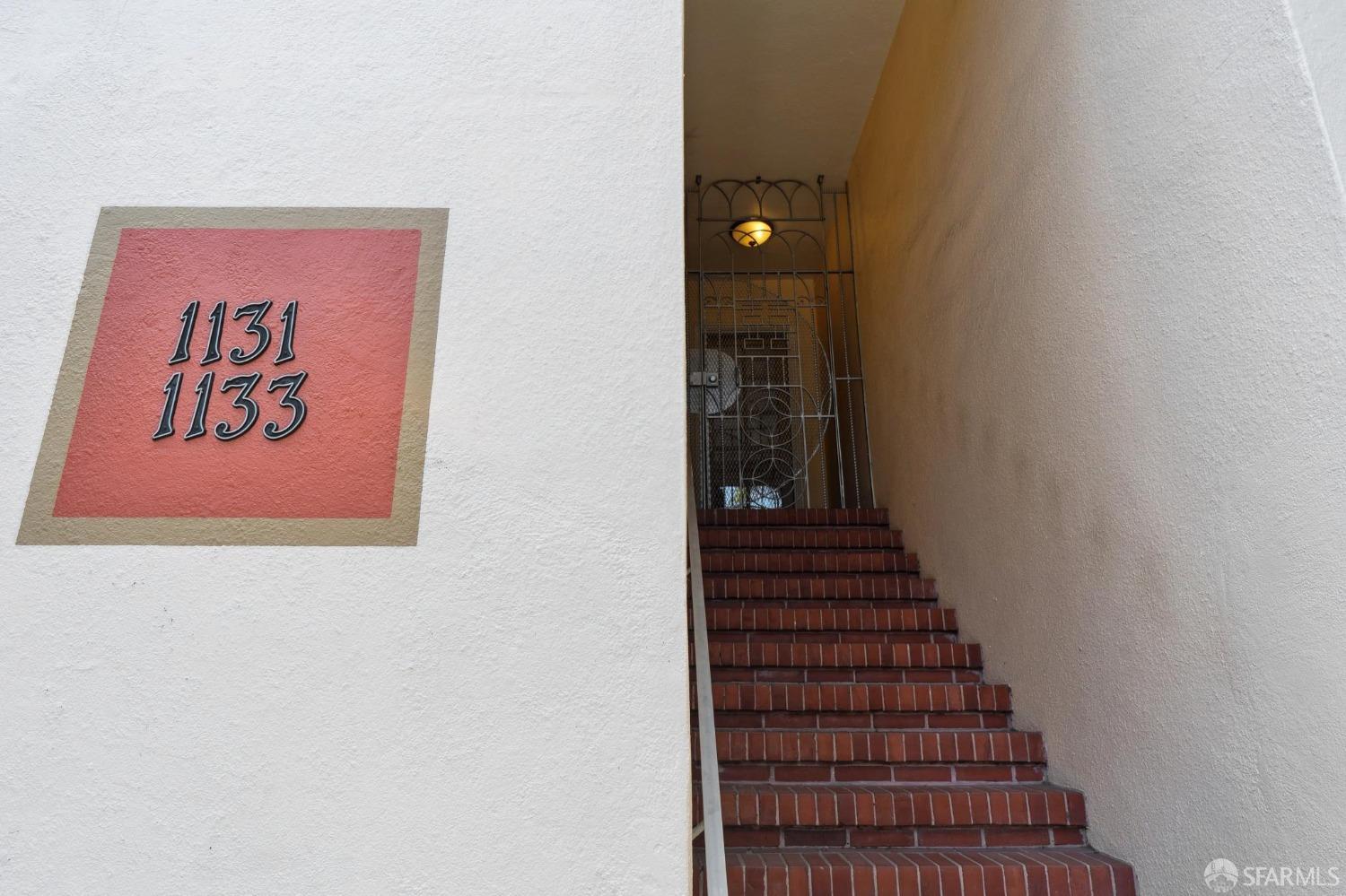 1131 Shrader Street