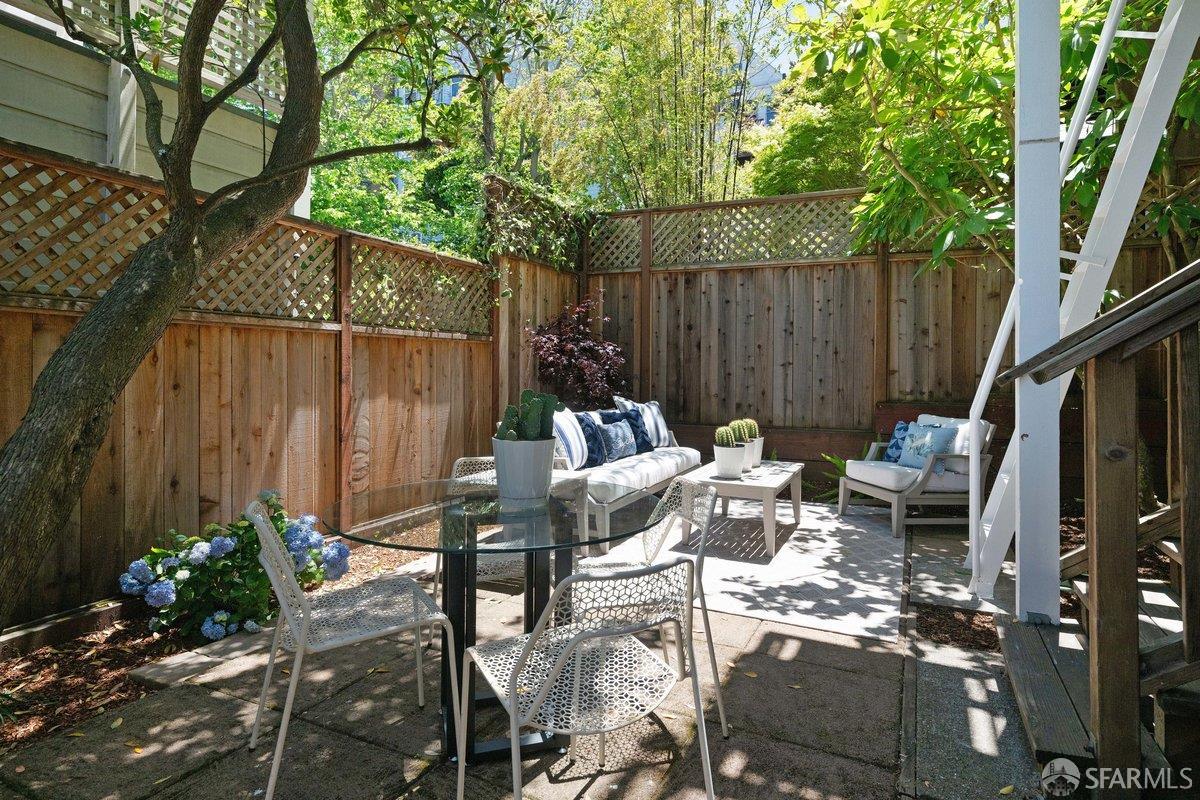 116 Lyon Street # 1