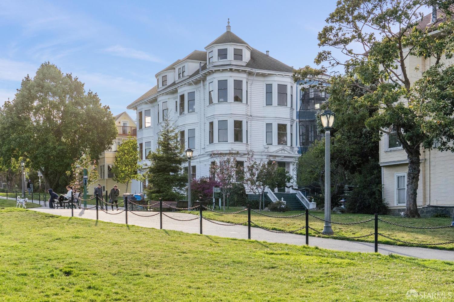 51 Potomac Street
