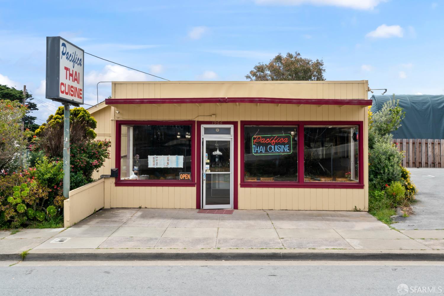 77 Clarendon Road