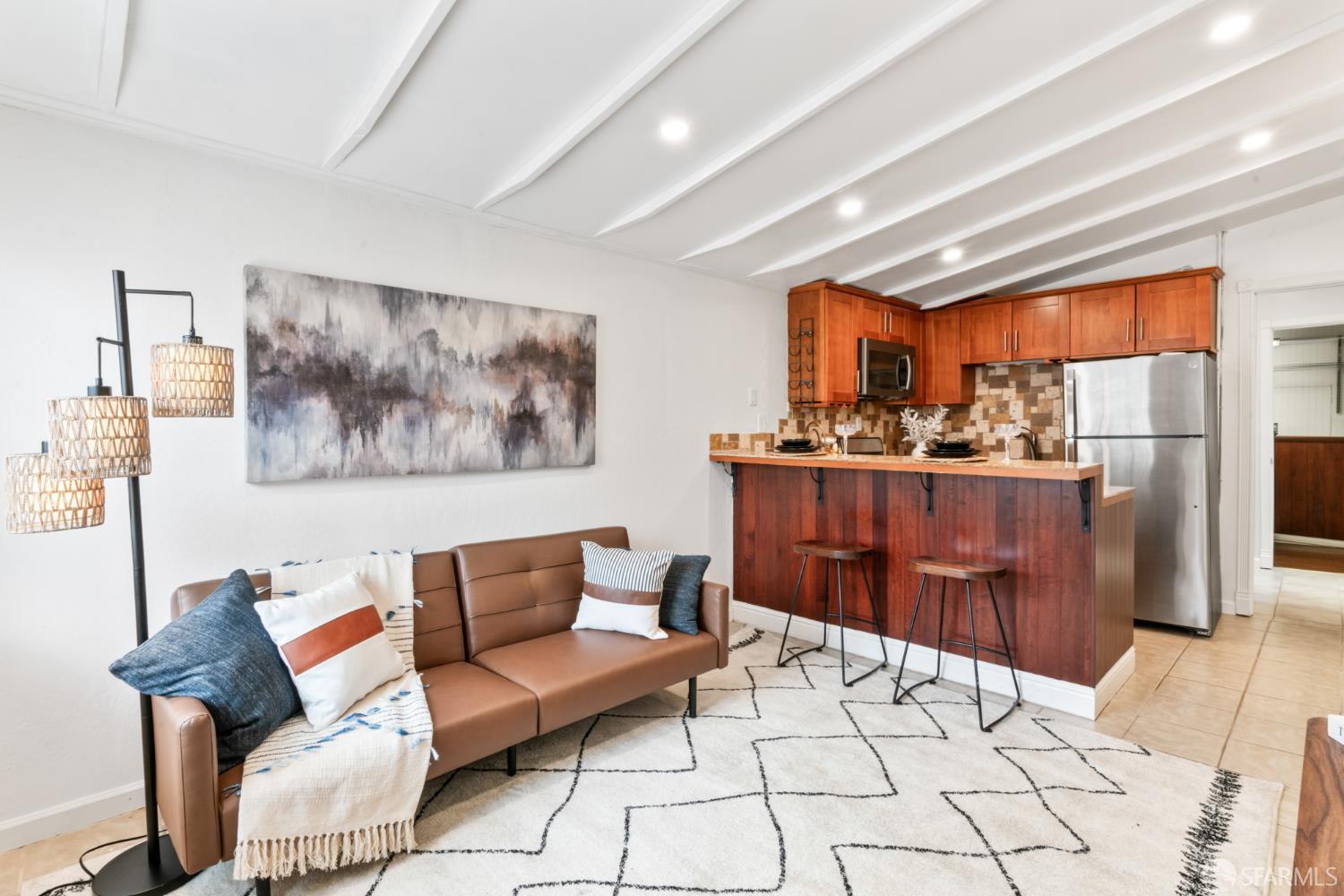 77 Clarendon Road