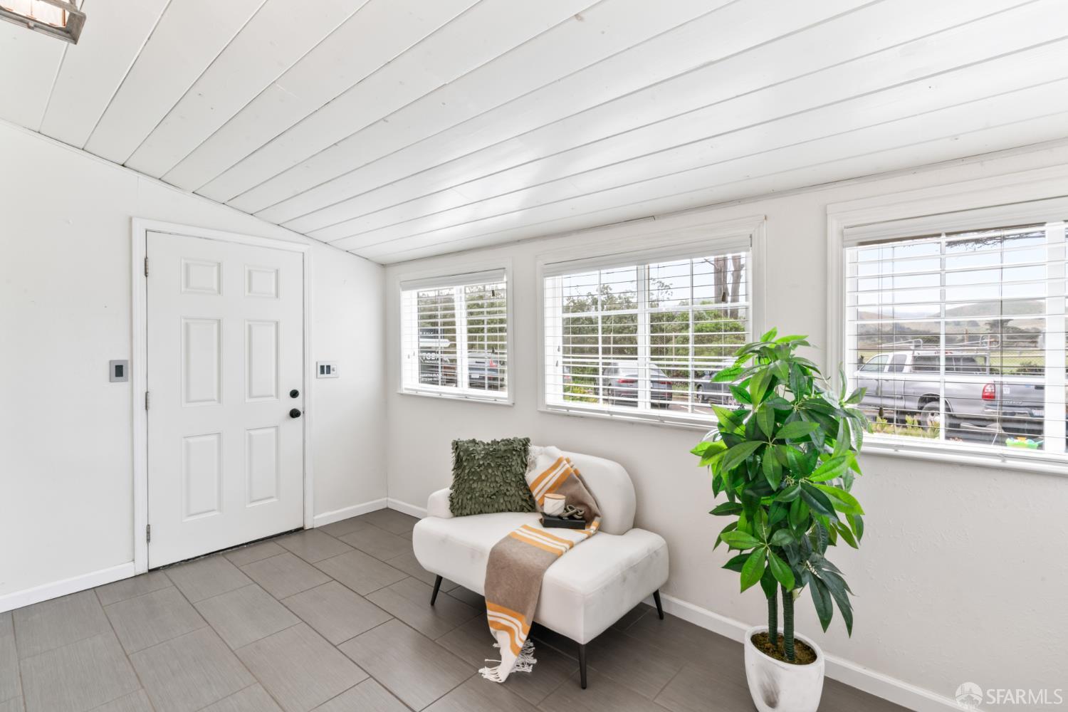 77 Clarendon Road