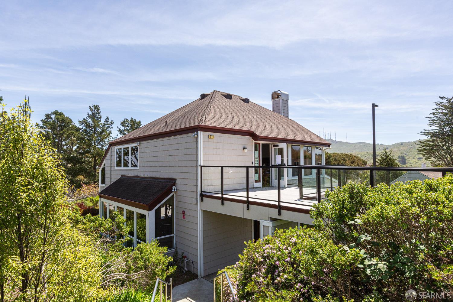 460 Pointe Pacific Drive # 4