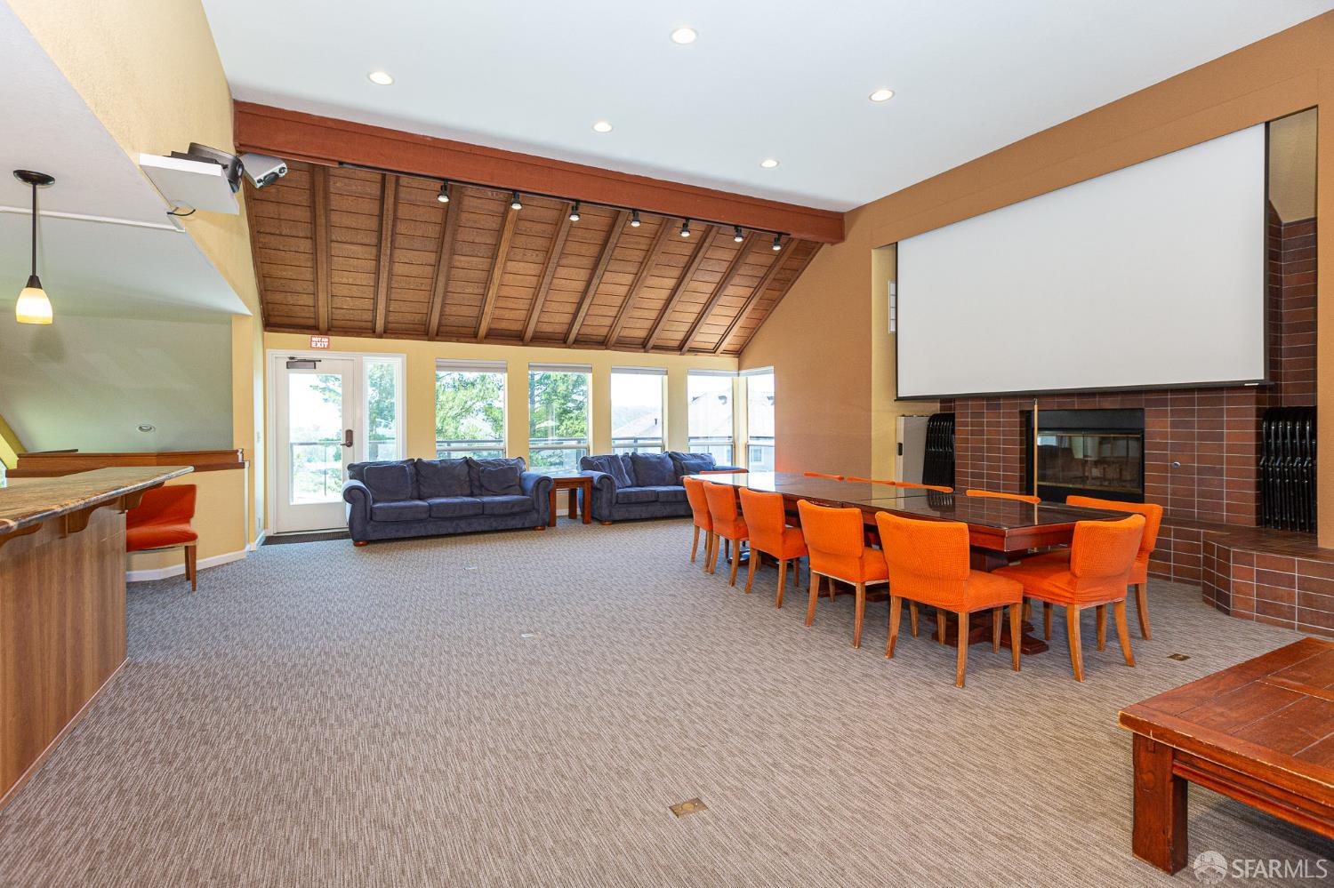 460 Pointe Pacific Drive # 4
