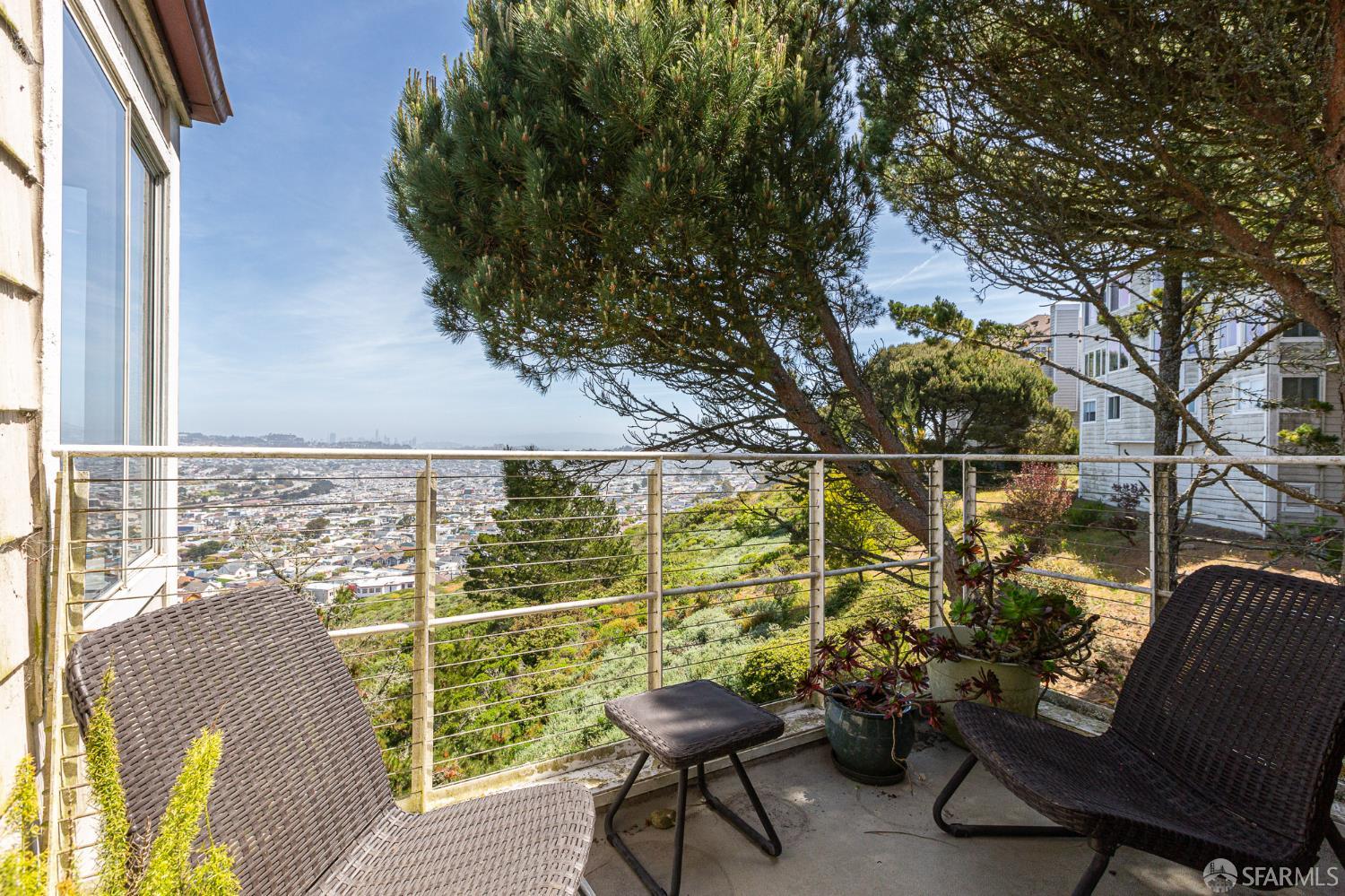 460 Pointe Pacific Drive # 4