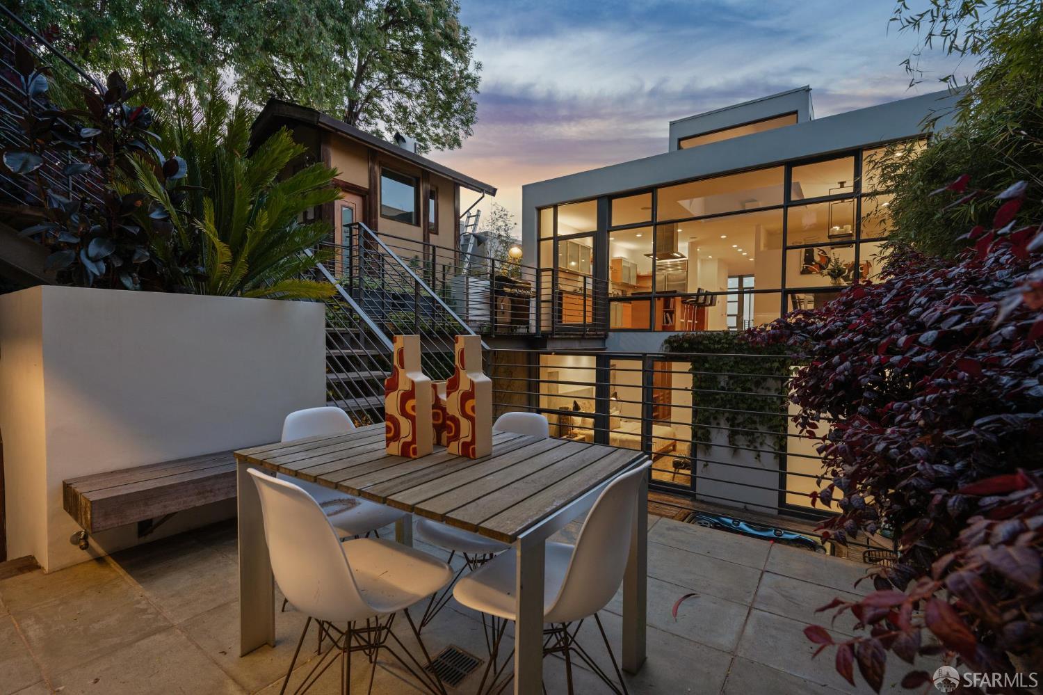 112 Laidley Street