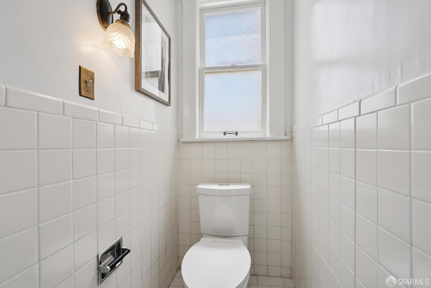 5050A-50B Walter Street