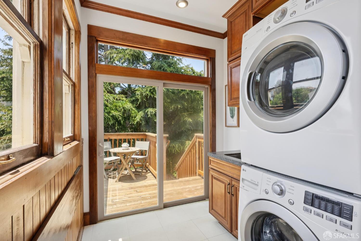 5050A-50B Walter Street