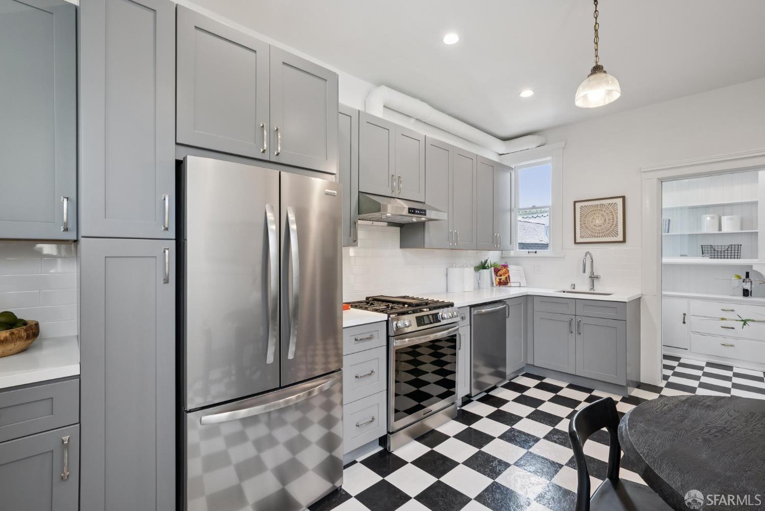 5050A-50B Walter Street
