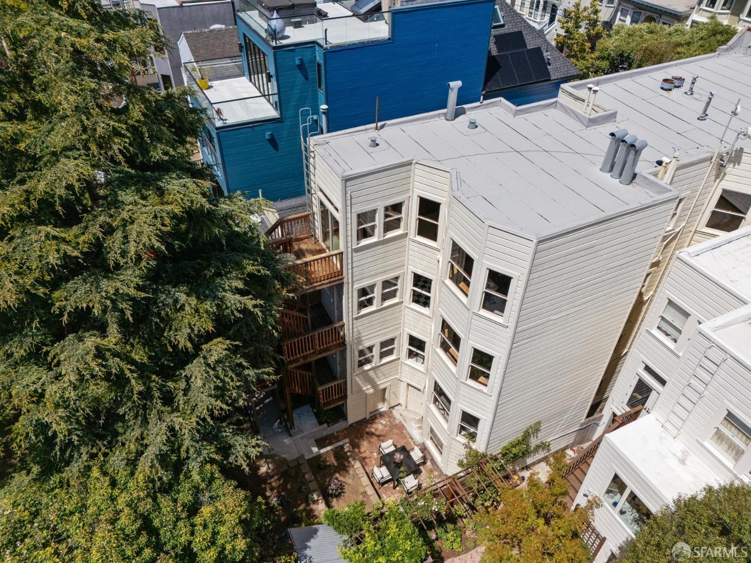 5050A-50B Walter Street