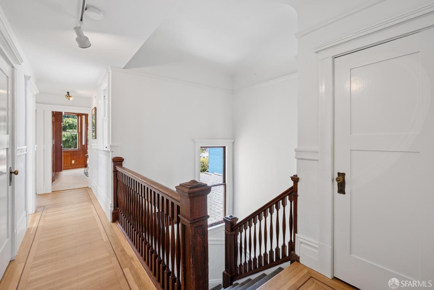 5050A-50B Walter Street
