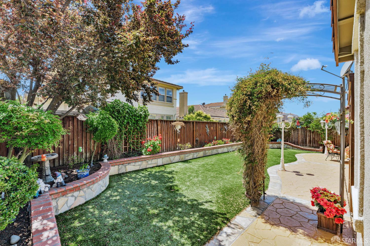 2772 Shellgate Circle
