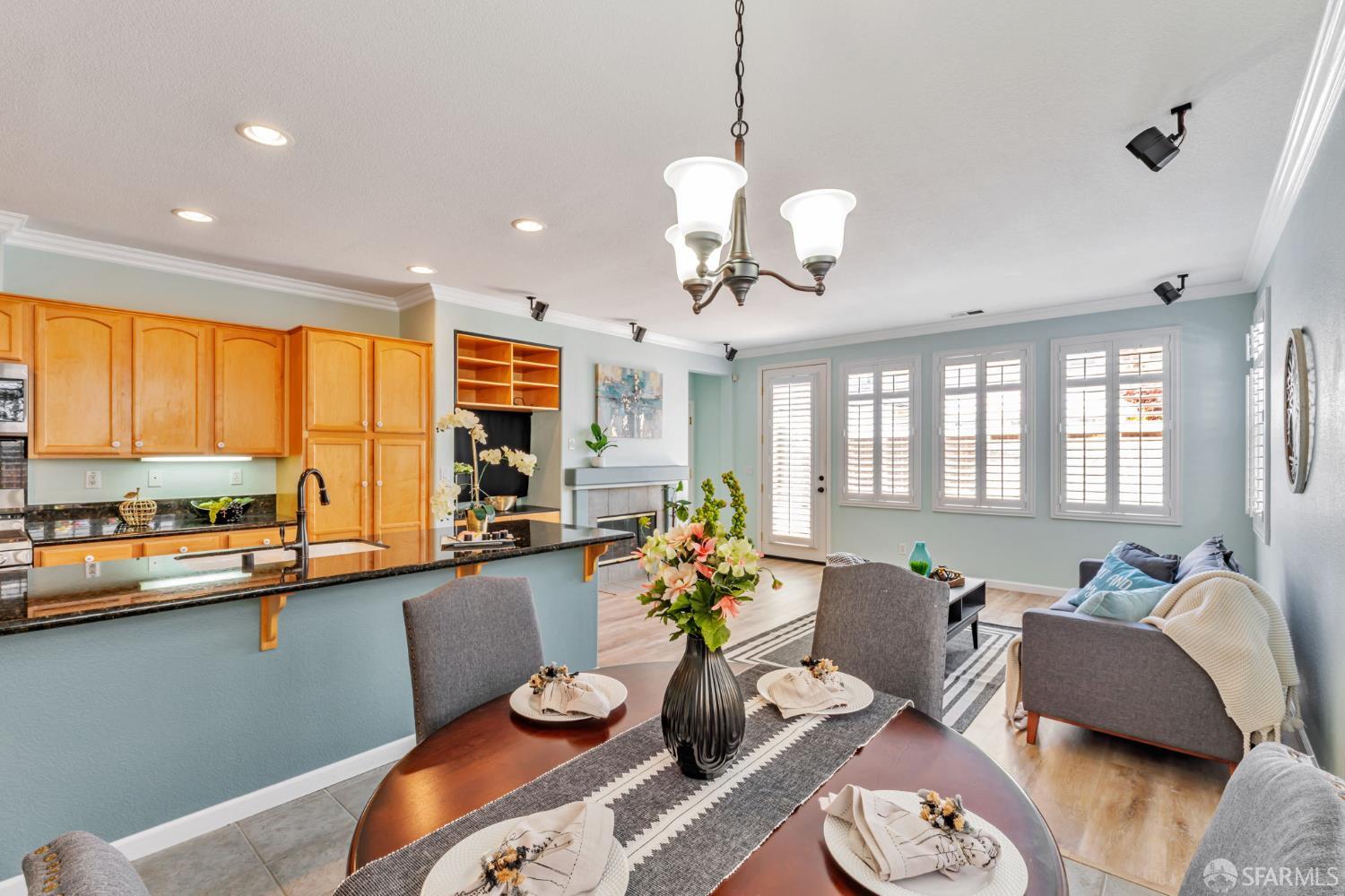 2772 Shellgate Circle